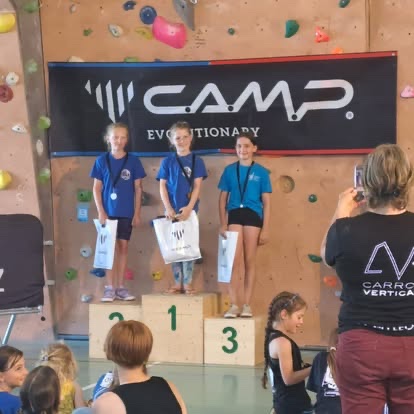 Podium compétition jeunes Libre Écart